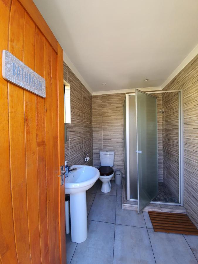 Lebo'S Soweto Backpackers Hostel Bagian luar foto